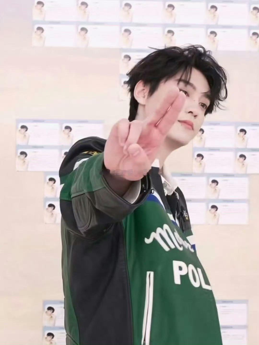 田栩宁今晚直播直播状态 