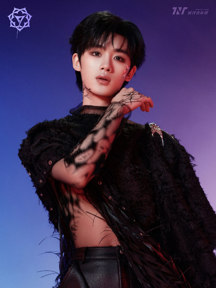 时代少年团刺单人黑白双生海报 时代少年团刺即本源共生无界 时代少年团刺即本源共生