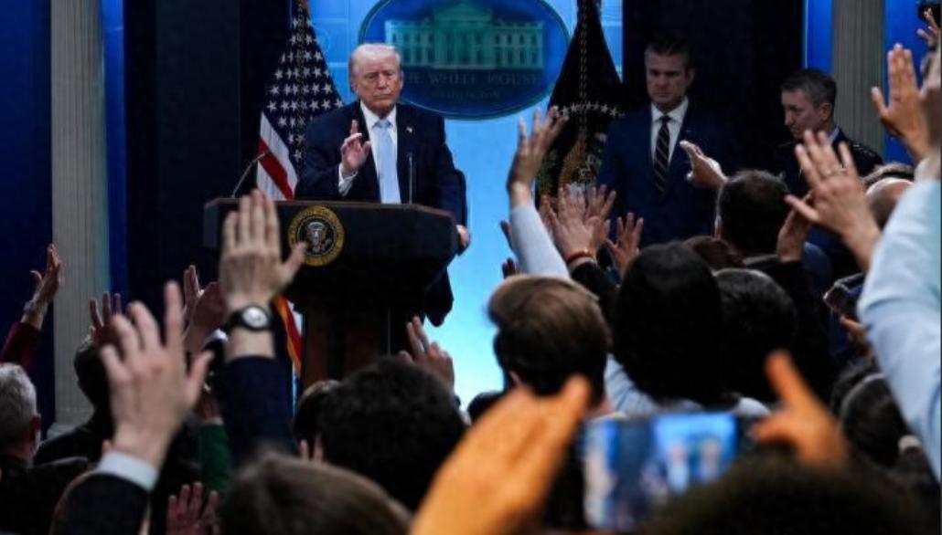 美国仗打完了，特朗普准备找背锅侠：都怪赫格塞思！

在宣布与伊朗停战的同时，特朗