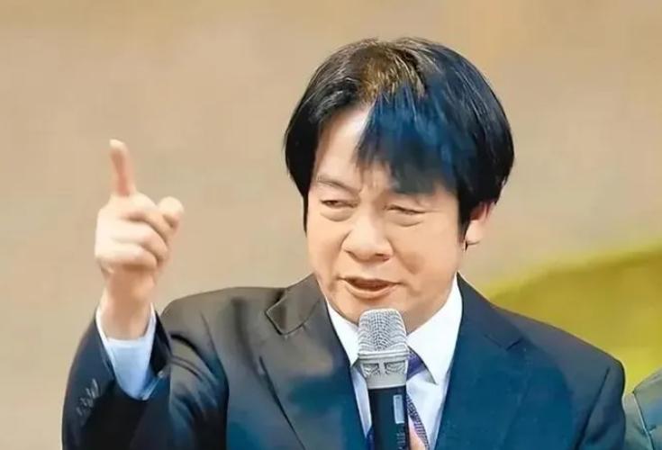 三国锁空、窜访夭折：赖清德的“台独”闹剧再遭重挫。

4月21日，台当局突然宣布