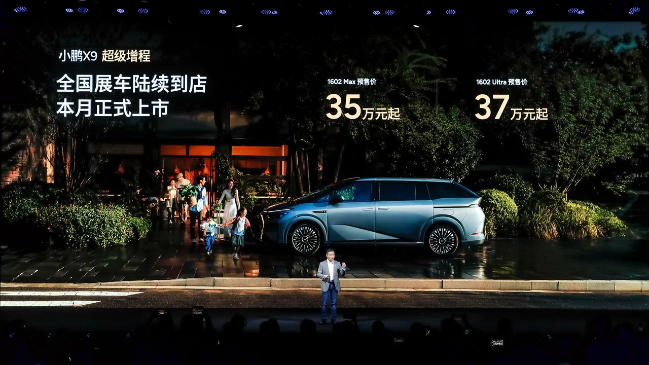 近日，小鹏X9超级增程开启预售。新车推出Max和Ultra两个版本，预售价格分别