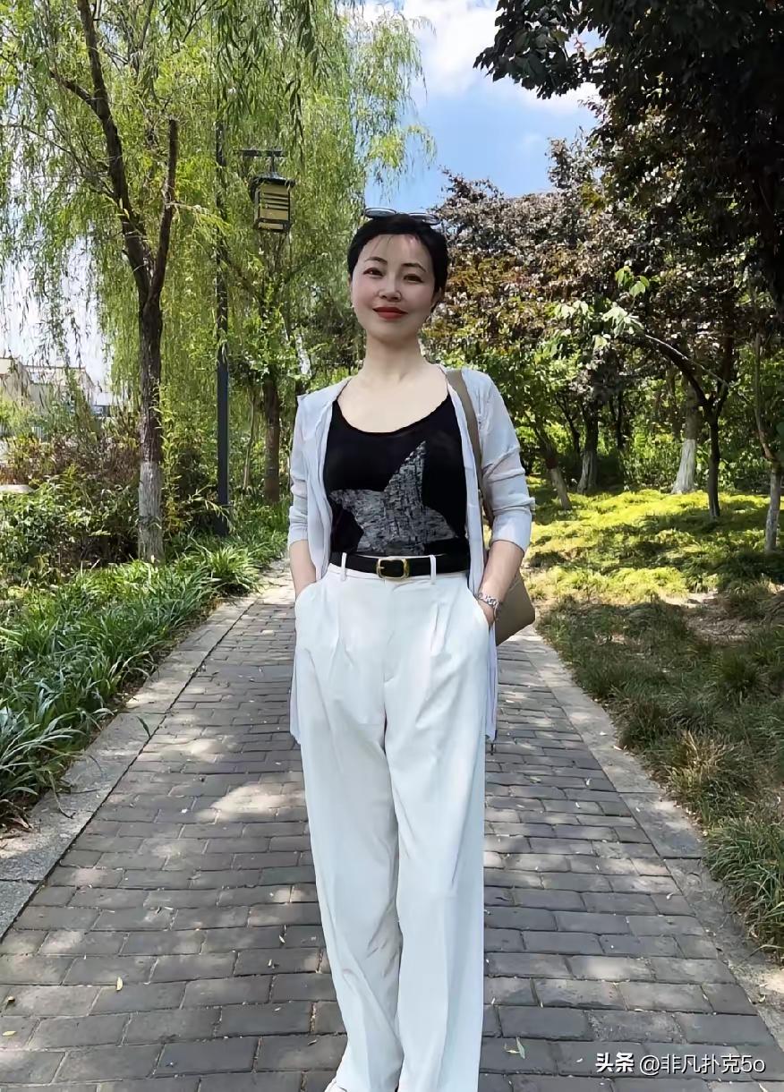 独居三年，我终于明白了
我88年的，现在一个人过。以前总怕孤单，总想找个人依靠，