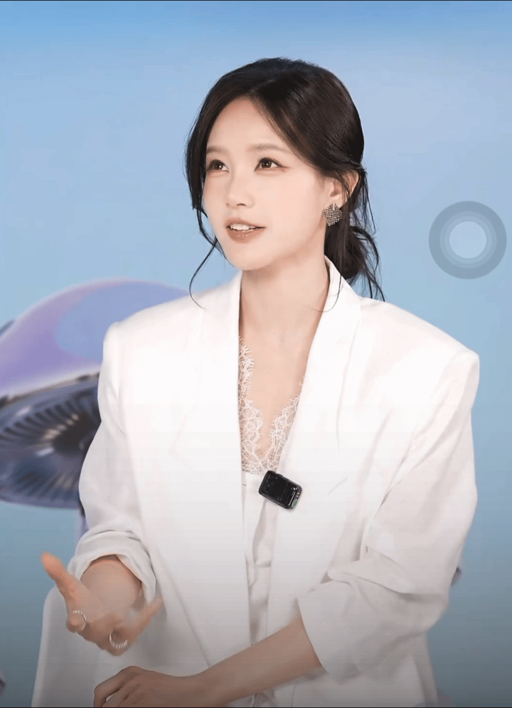 李一桐过敏肿成悲伤蛙了 原来李一桐眼睛过敏肿成悲伤蛙，看来过敏还真的是挺严重的呢