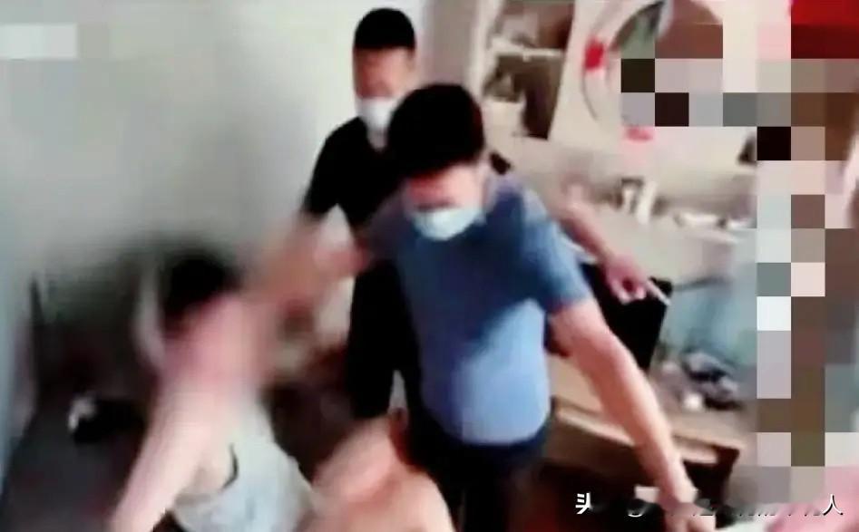 看到最高检通报的这个案子，我心里真堵得慌！

四十多个女学生，九所学校，全掉进了