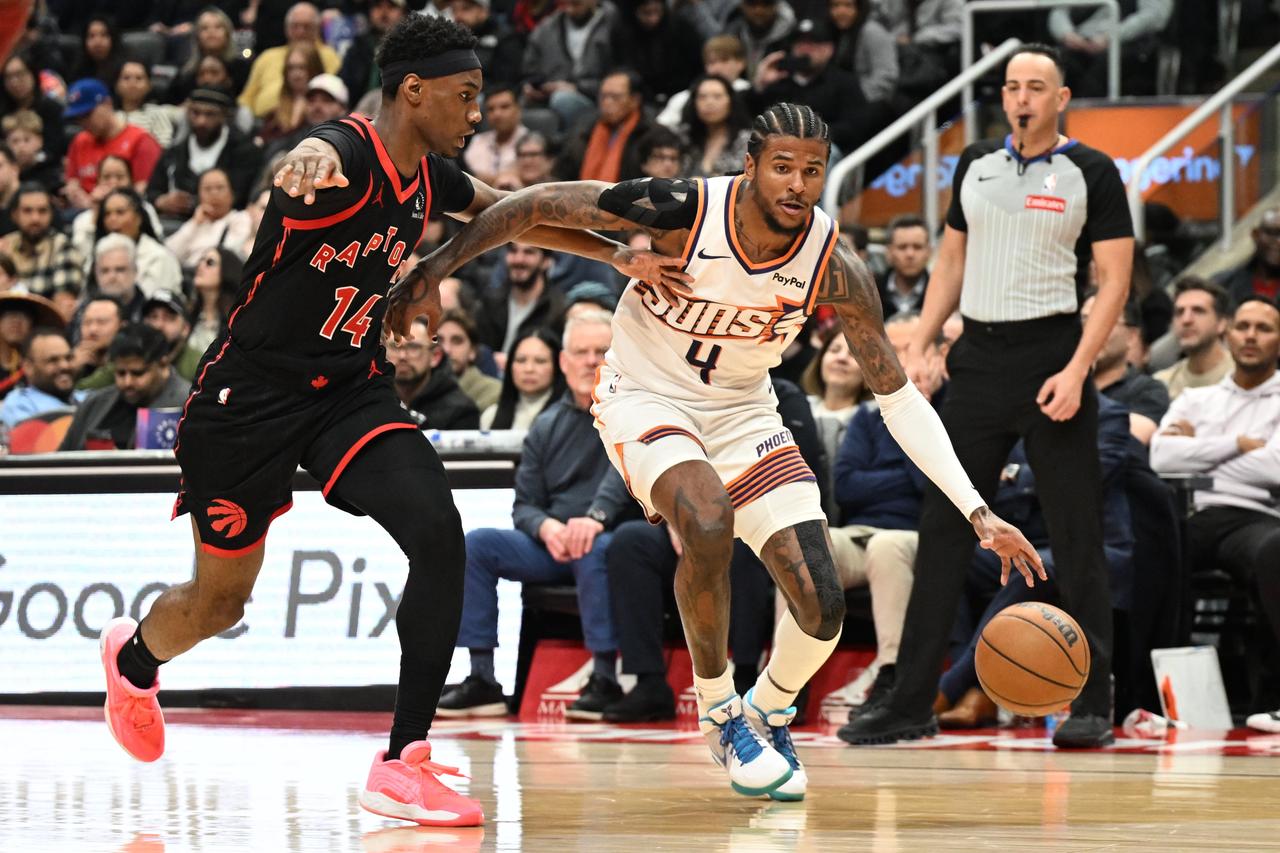 风雪果然是要到阳春三月才消融？
太阳队客场115-122不敌猛龙，4连胜遭到终结