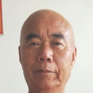 朝气蓬勃的张晓哲