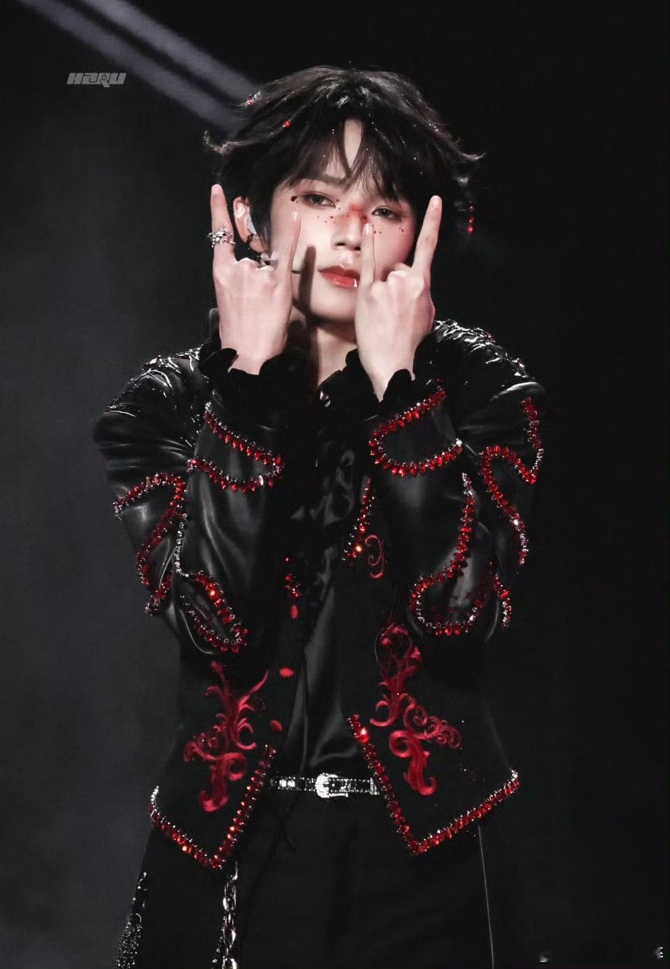 荣耀之战期待王橹杰