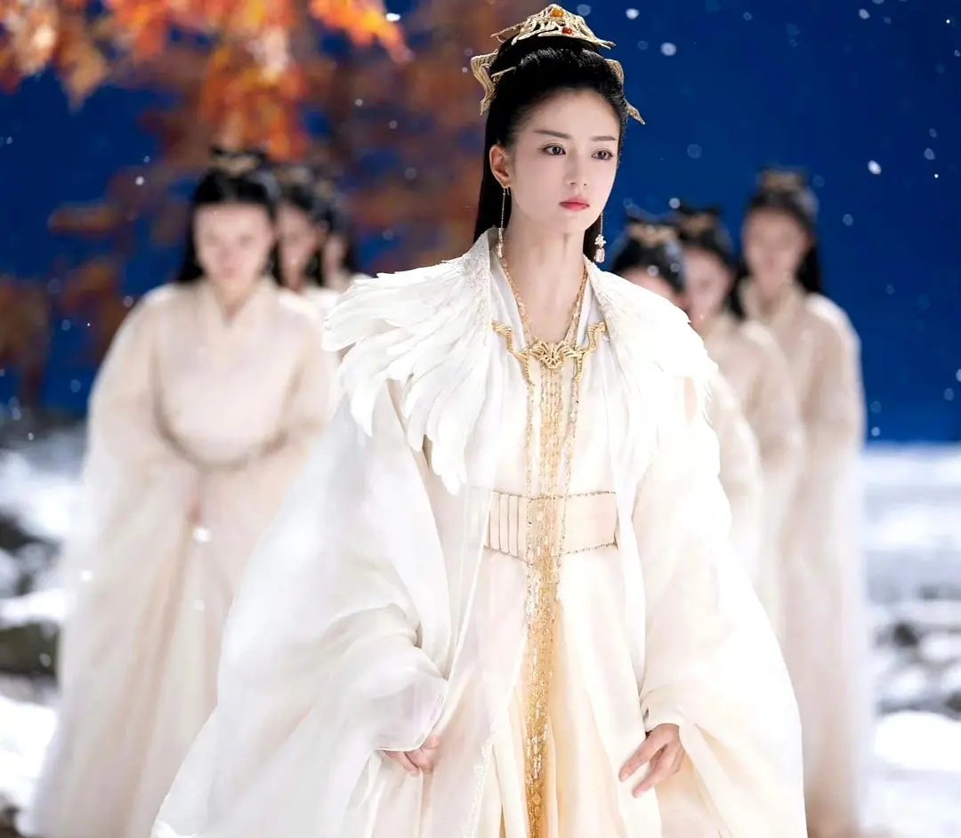 有些人很爱吹的糊花张雅钦真的没有一点记忆点 ​​​