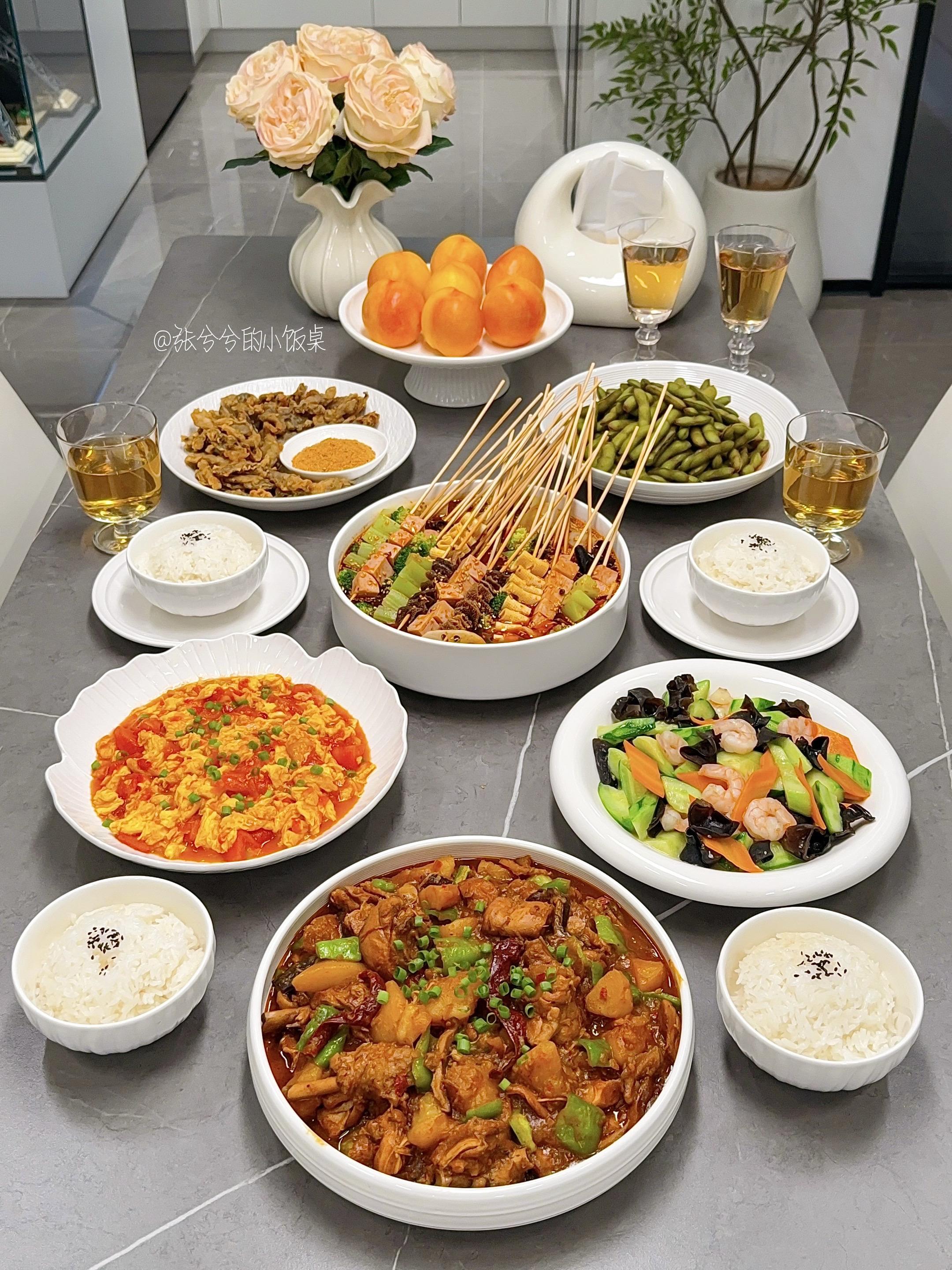 🌈今日晚餐分享：❶钵钵鸡 ❷土豆大盘鸡 ❸番茄炒蛋 ❹青瓜炒虾仁 ❺...