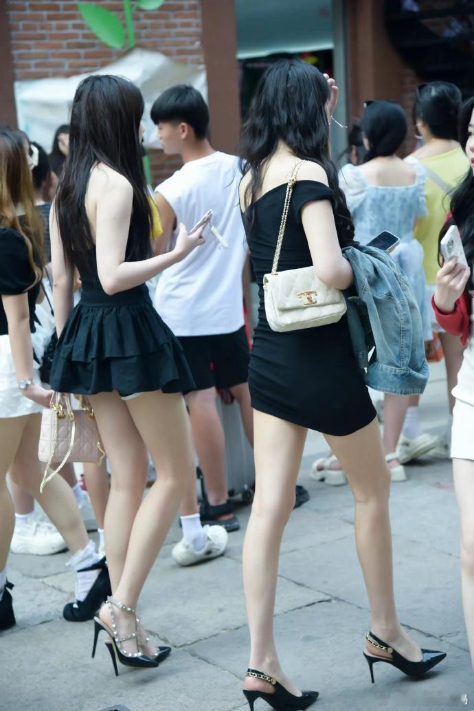 女孩子真的都是天使呀，都好漂亮呀！ ​​​