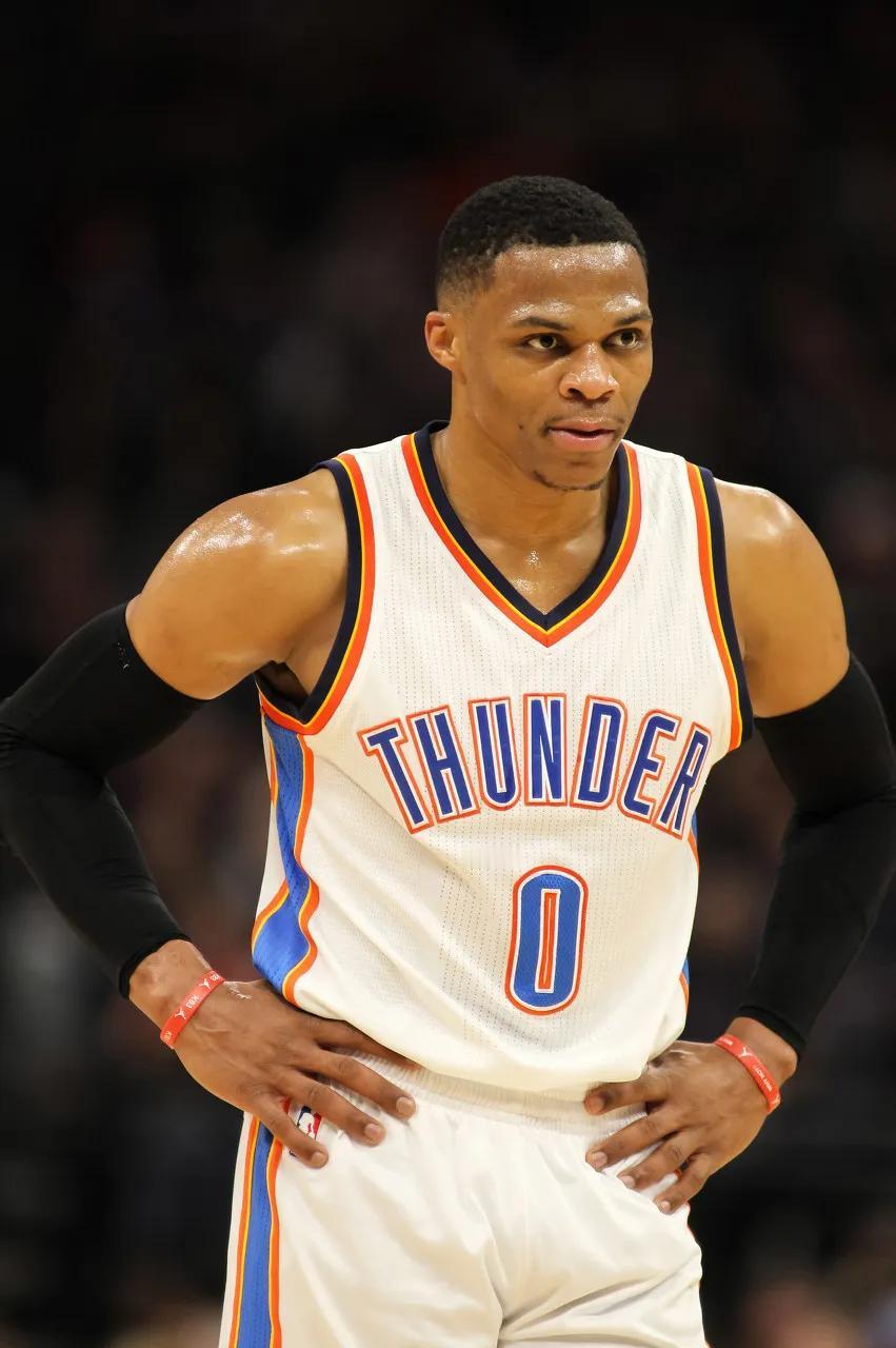 不查不知道，一查吓一跳！

1、埃尔金·贝勒: 生涯14年，8次总决赛，0冠
