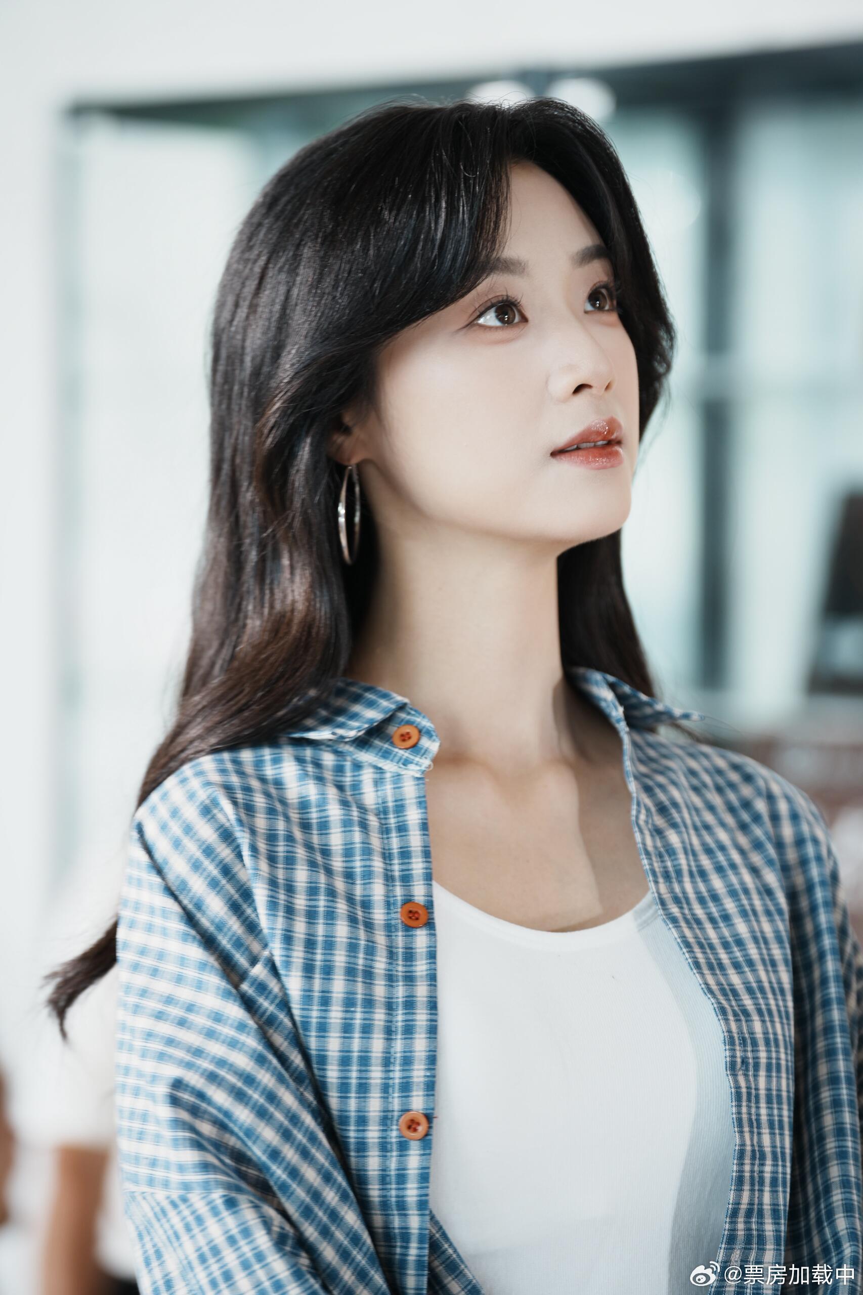 王小亿风格放到内娱也是独一份的你有这么帅的女演员进入中国？姐姐用美貌鲨我