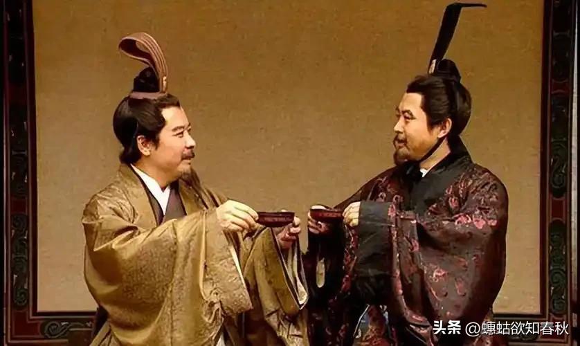 为什么都说刘备是大汉第一魅魔？

这么说吧，曹操知道吧，一个多么生性多疑的人啊。