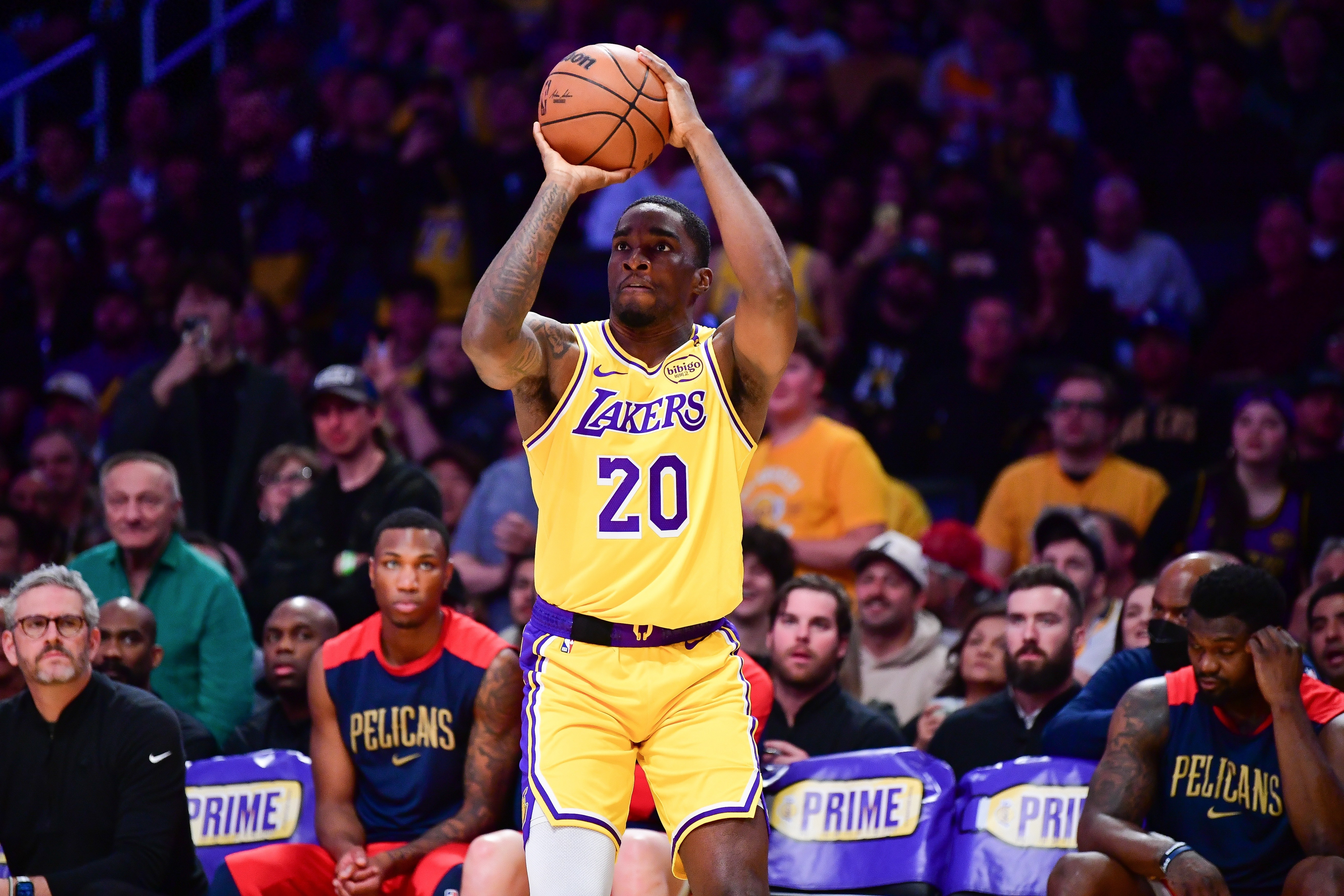 湖人队今夏操作666！🏀据ESPN记者Shams爆料，洛杉矶湖人队已经成功裁掉
