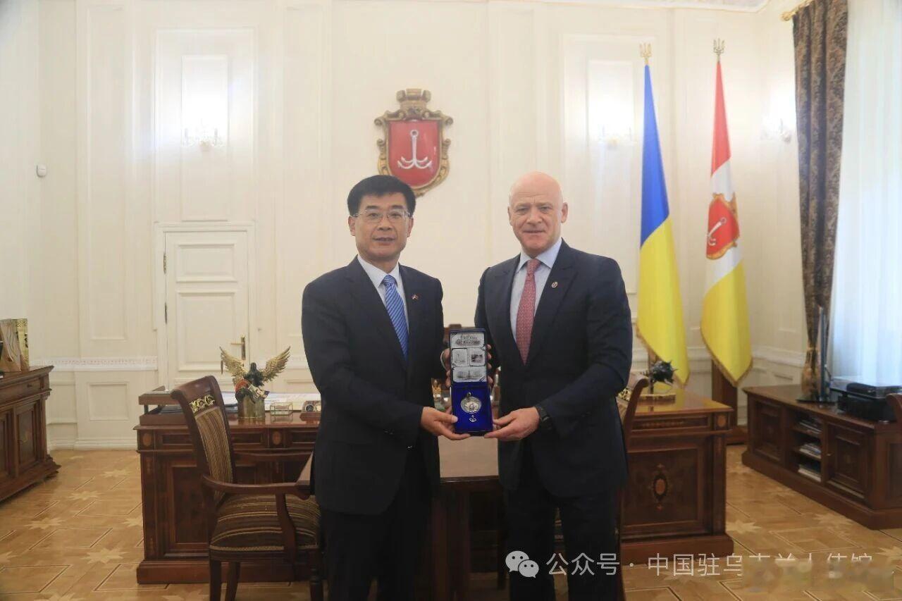 马升琨大使访问乌克兰敖德萨州2025年9月23日，马升琨大使赴乌克兰敖德萨州访问
