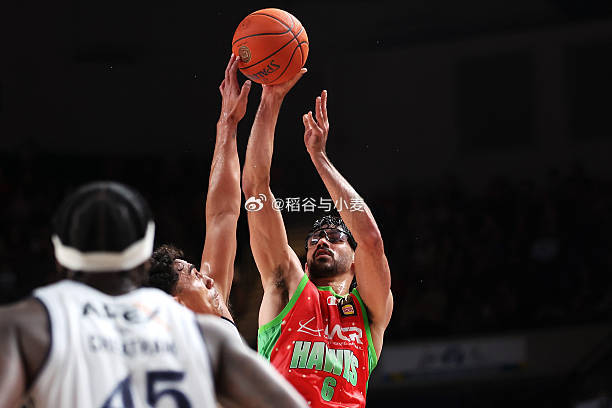 洛杉矶湖人在社交媒体上正式公布了参加2026年NBA夏季联赛的球员名单与赛程。名