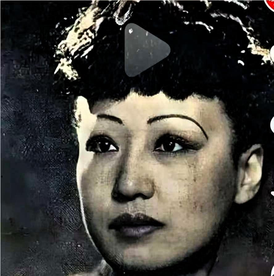 1937年的上海，第一交际花，也就是“上海舞后”李丽，在众人眼中风光无限，实则身