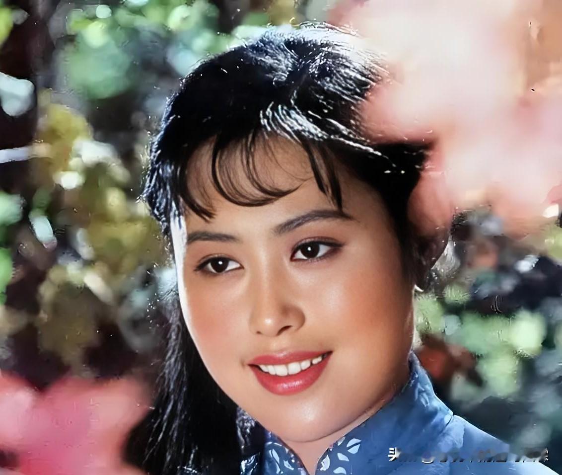 太心疼虎妞了！既有能力又有本事，性格泼辣又豪爽，虎妞帮着他爹打理车厂，算账、人情