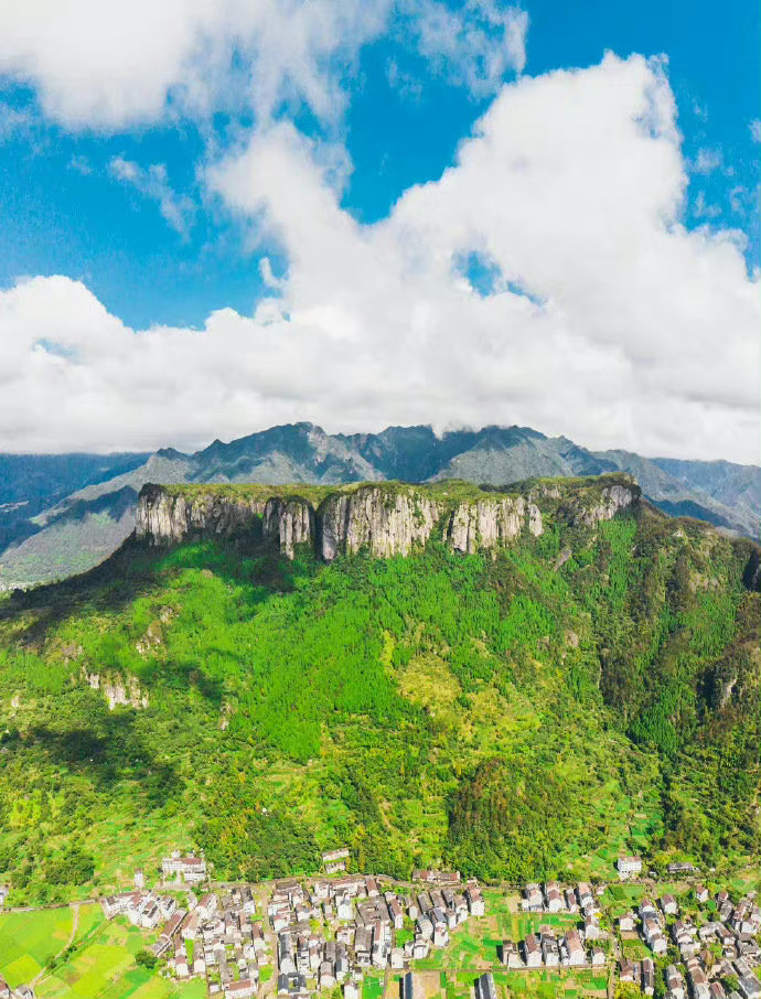 浙江·仙居，这里的一山一水、一崖一洞、一石一峰，自带仙气。 ​​​