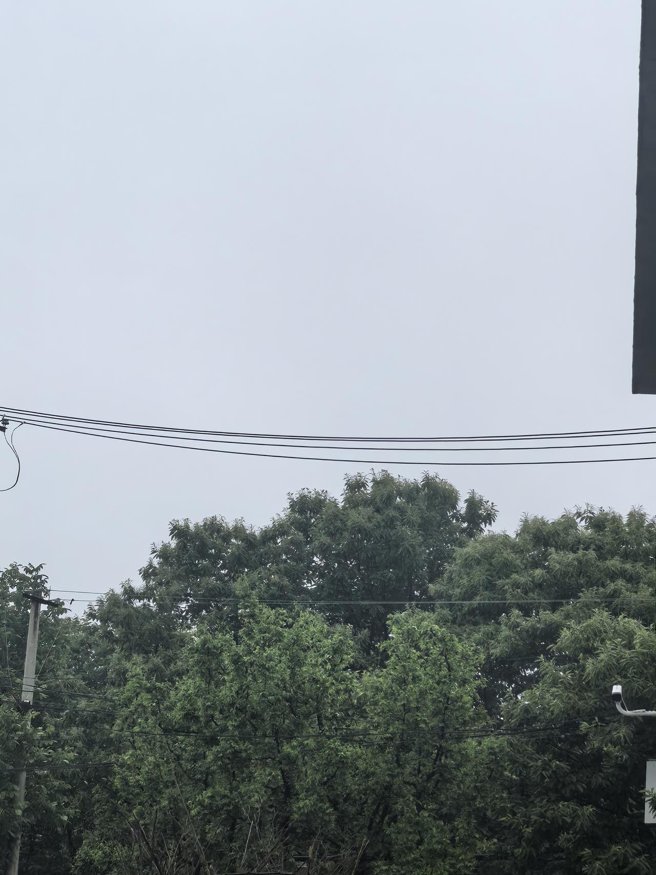 密云的暴雨去哪了？我想这是密云老百姓比较关心的话题。
据北京和密云气象部门预报，
