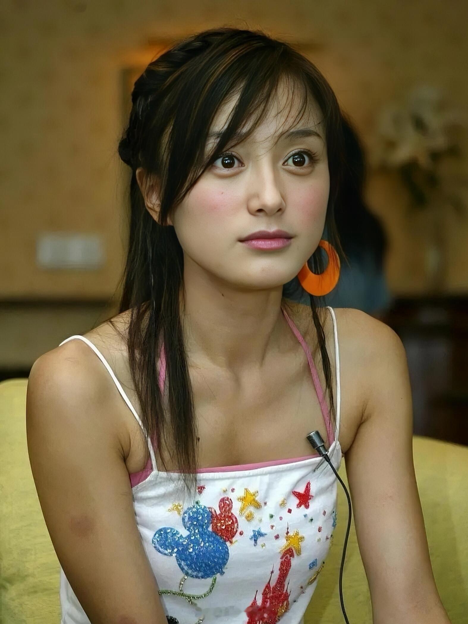 秦岚早期这眼睛 