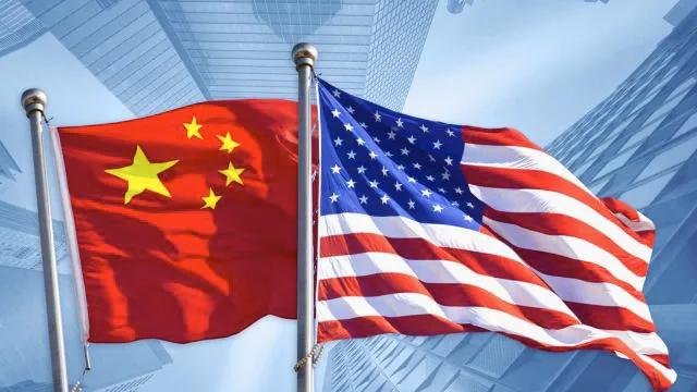 大家发现没有，美国总在极力向外界证明自己比中国更强大，而我们中国则总是在强调自身