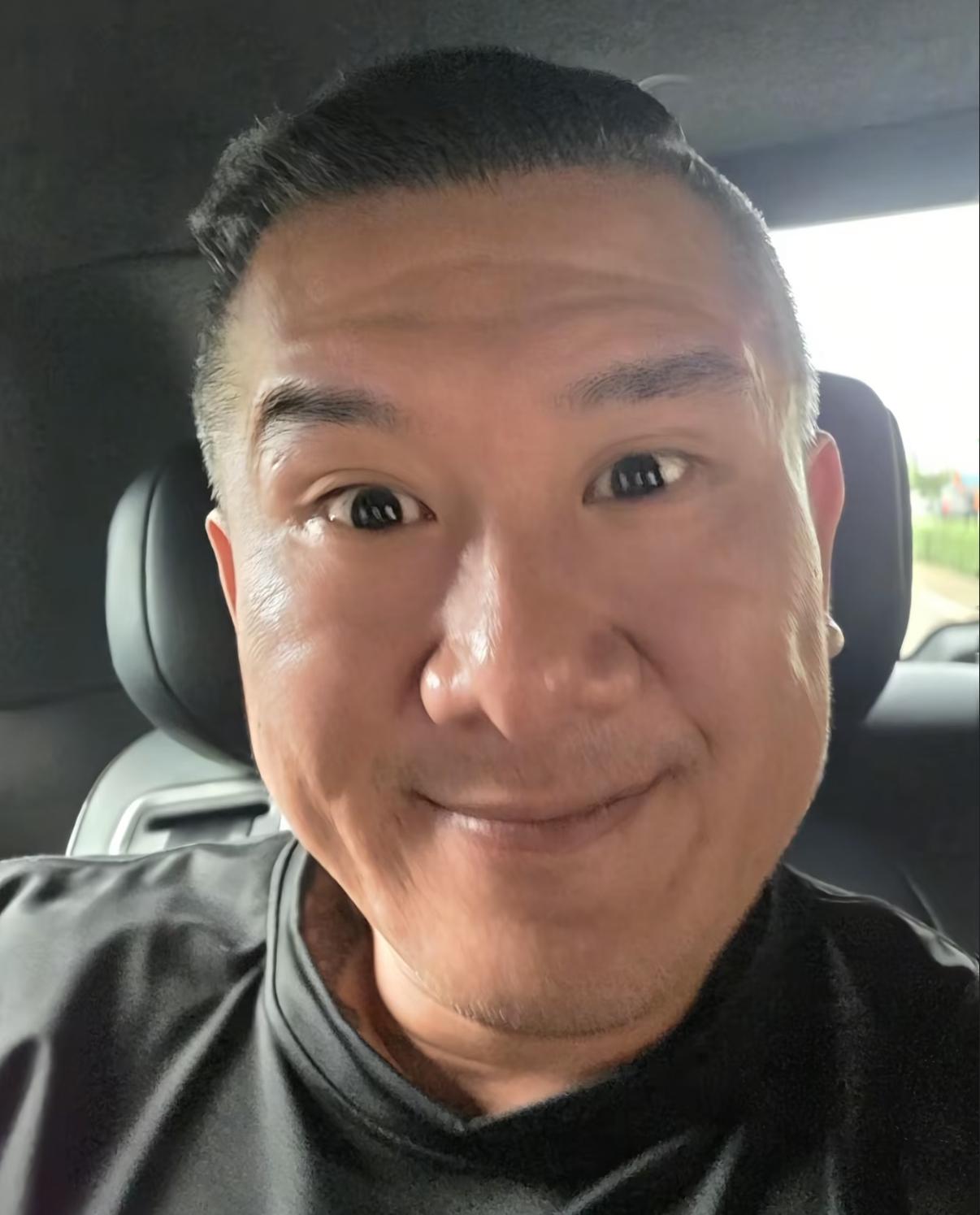 馆长可能真的要面对最坏的结果了。昨晚在直播间里，他语气罕见地低沉，说如果自己被羁