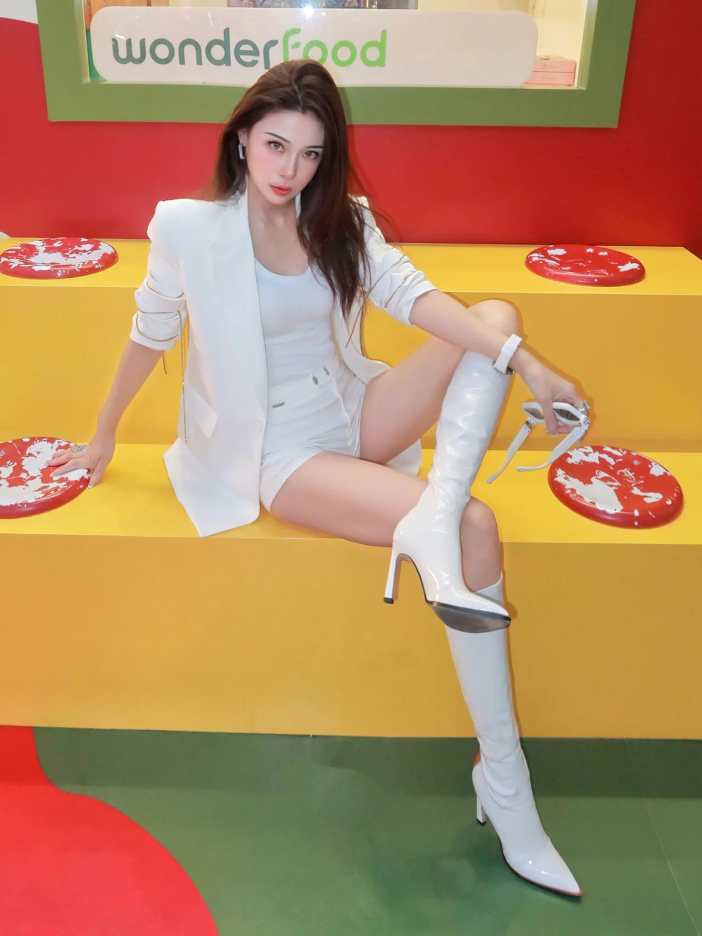 大长腿美女气质穿搭 