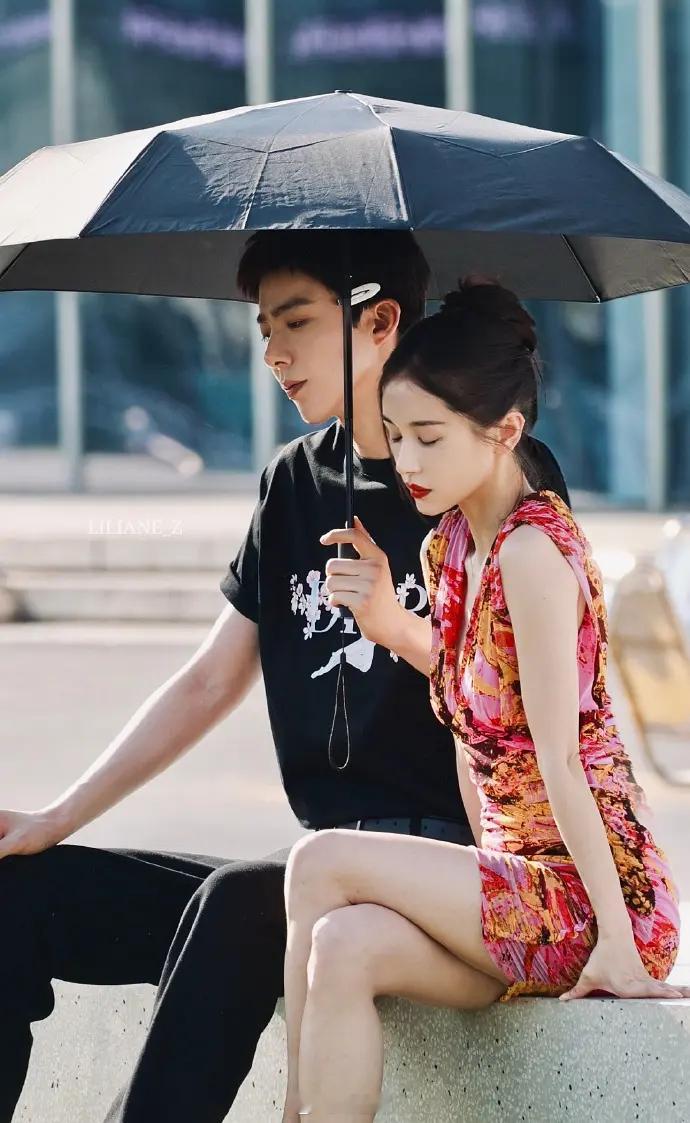 玫瑰丛生定档摩登兄弟 王子文 刘宇宁那张氛围感拉满的走路神图的剧终于要播了！！新