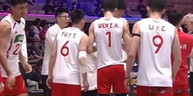 大比分3-0，小分吓死人！中国男排开门红背后三组数字看麻了