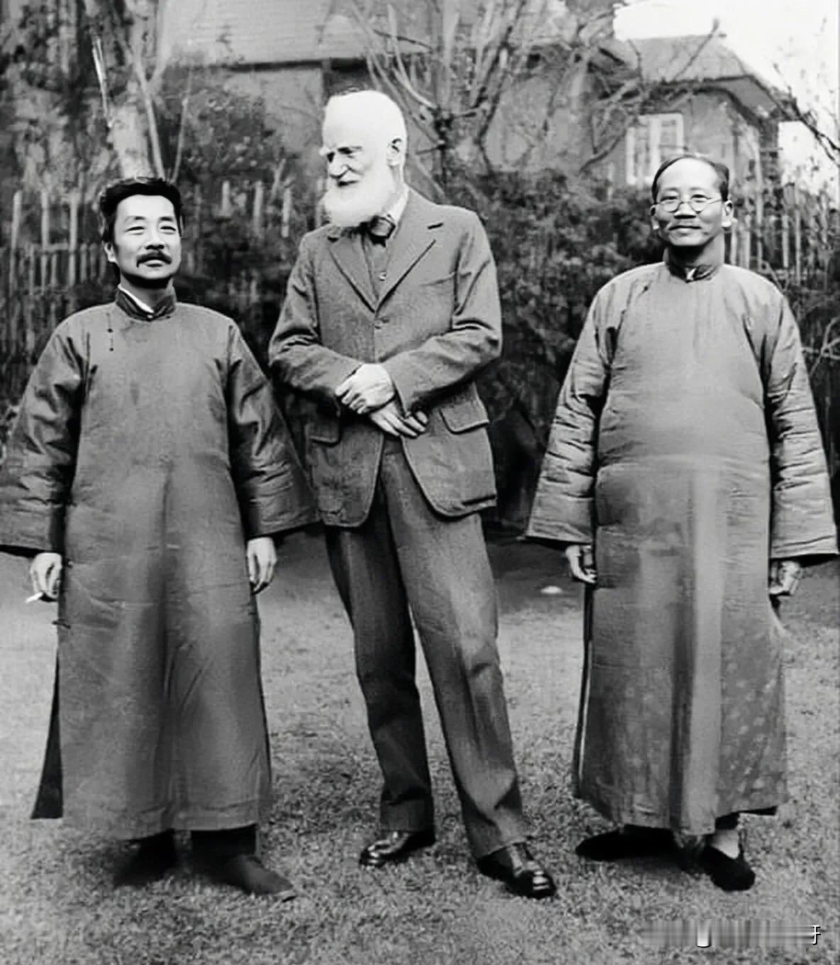 能认出两个就算你厉害[赞]