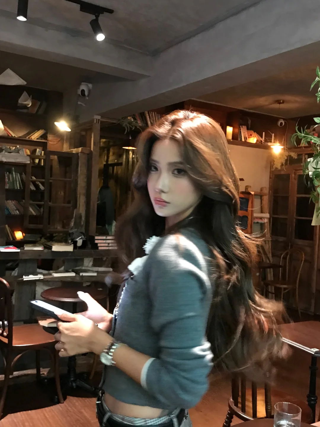 𝐅𝐥𝐨𝐰𝐟𝐢𝐭 📚时髦的知识分子