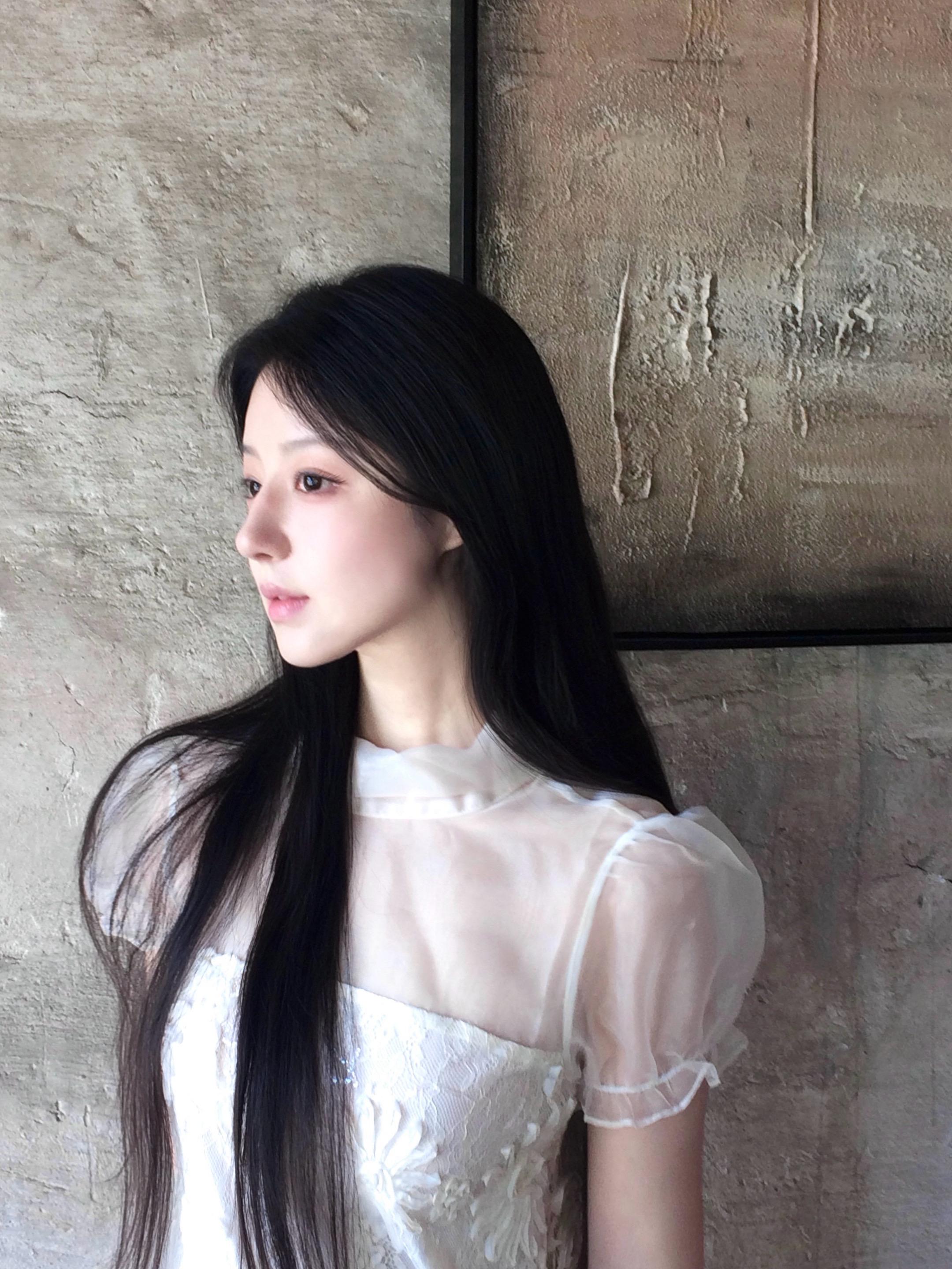 太阳，拜托你融化掉女孩们更多的悲伤吧