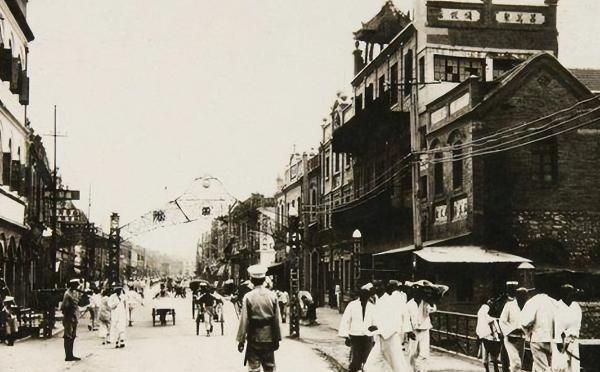 抗日战争中，蒋介石为什么一定要枪毙韩复渠？
在二十世纪初期的河北农村，一个清末教