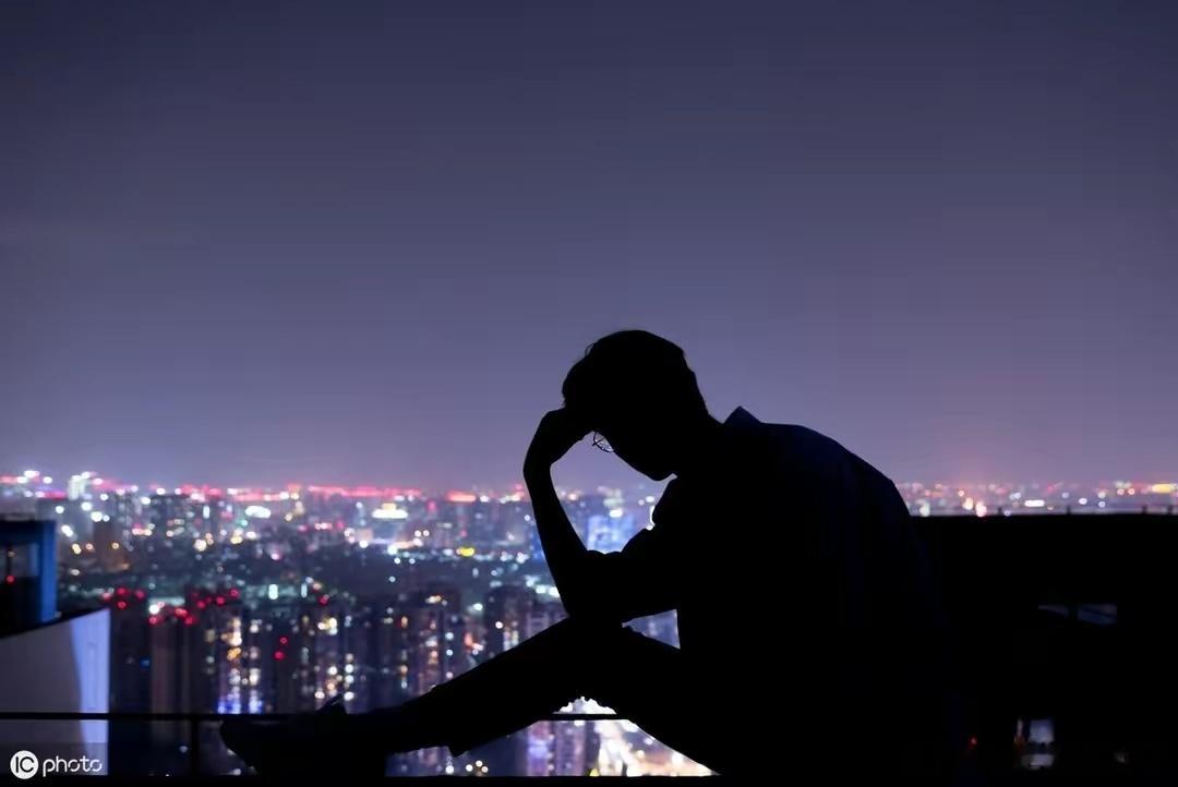  老天不给你困难，你又如何看透人心；老天不给你失败，你又如何发现身边的人是真是假
