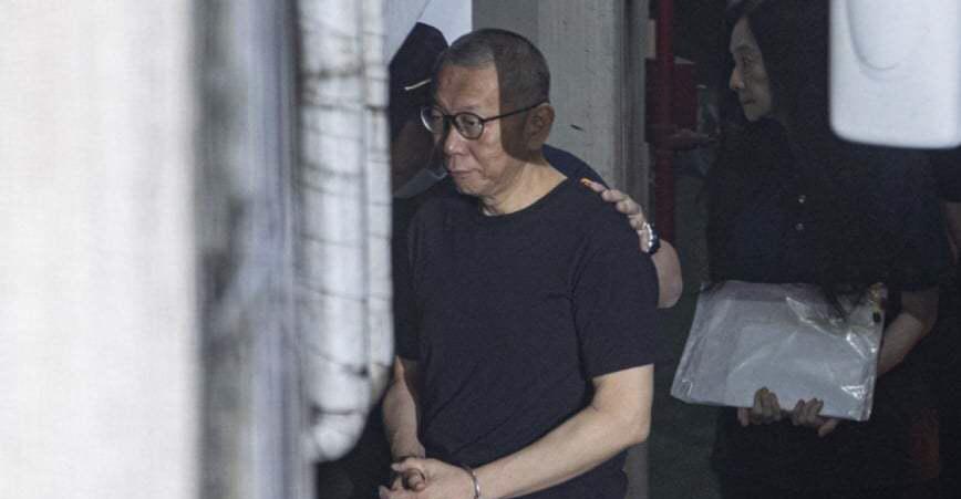 柯文哲已经同意7000万新台币交保。民众党前主席柯文哲因涉京华城案、政治献金侵占