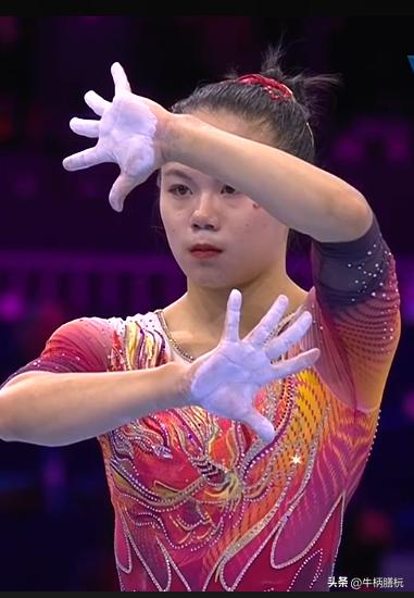 中国体操女团夺冠的12套动作里，您最喜欢哪一套？或者说，哪一套最价值连城？

是