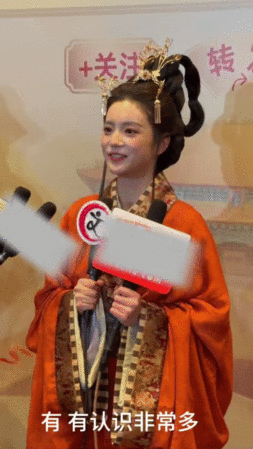 张雅钦向涵之鹤南背着我偷偷约会 鹤男《入青云》刚上头，就被三姐妹约会暴击，友谊太