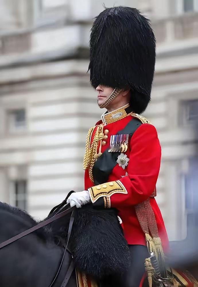 英国是完整走过登顶、称霸、衰落全流程的国家！他访华绝非德国、法国这样的国家可比，