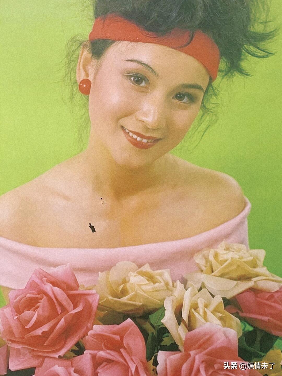 多巴胺配色的80年代老挂历，复古又鲜活，色彩浓烈又明媚，一眼沦陷，美得极具年代感