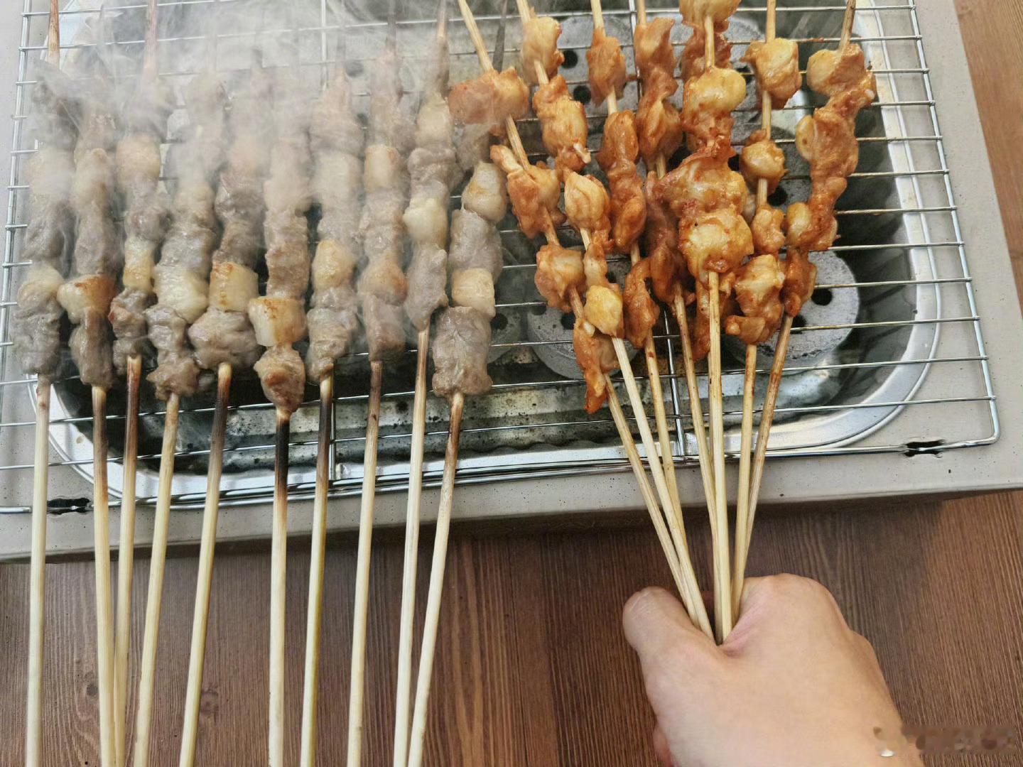 #魏大勋烧烤了#​#魏大勋烤串#魏大勋烧烤了，好想吃 ​​​