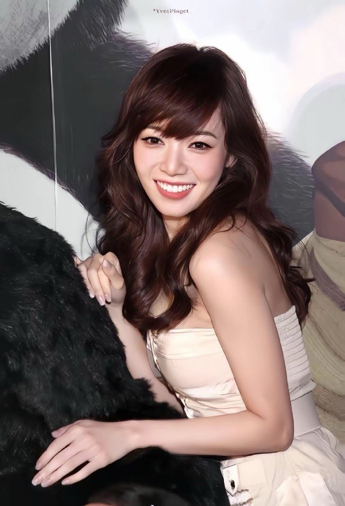 侯佩岑早期是真的神颜，怪不得是那么多圈内人的白月光 