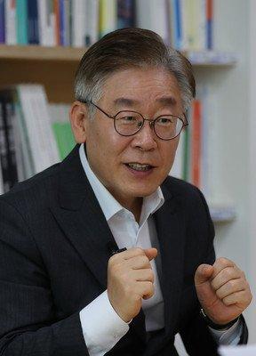 发声了！韩联社9月3日援引韩国外交部表态：光州双年展设“台湾馆”是展会自个儿的事