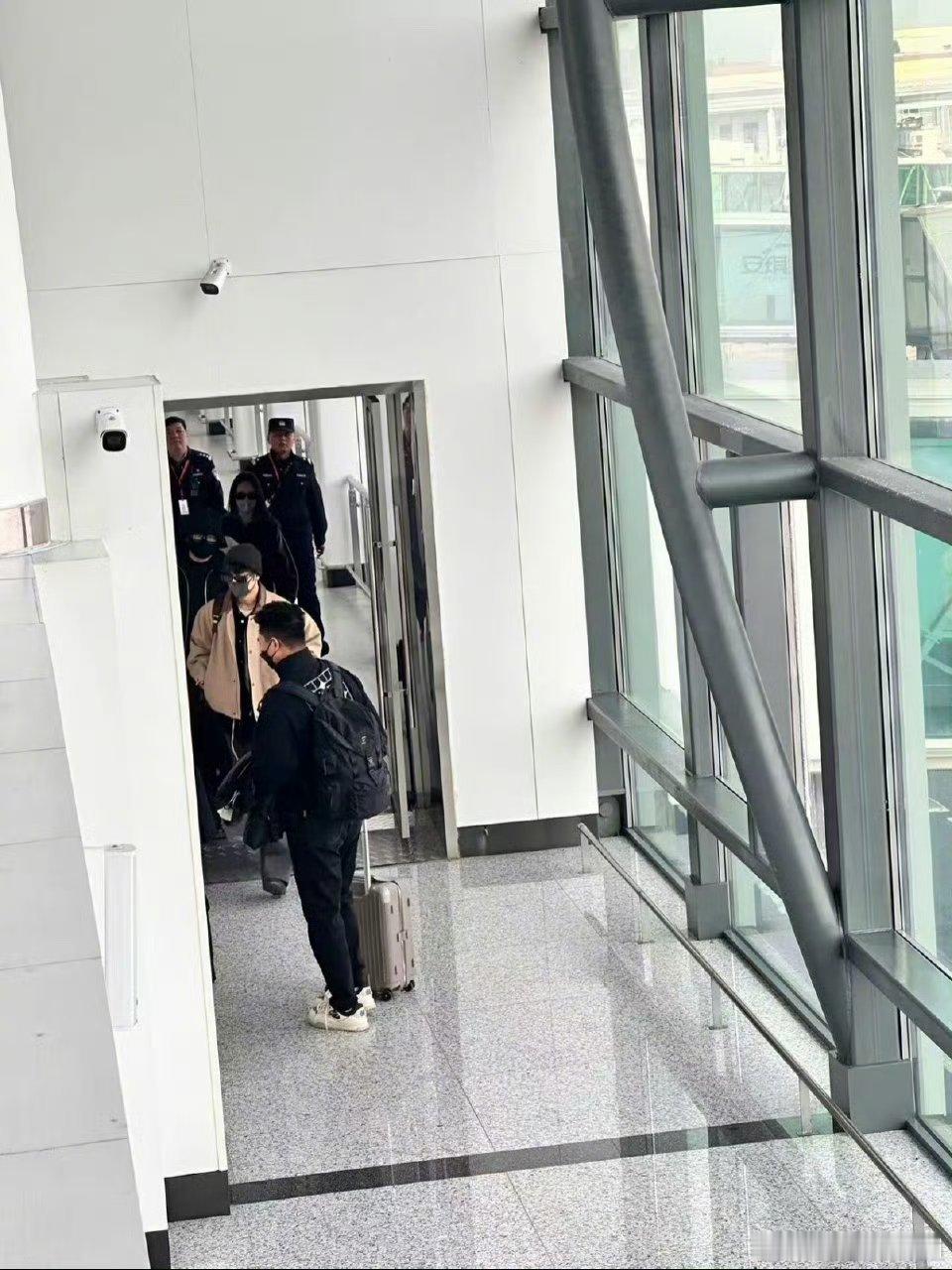 肖战到宜昌了！期待《得闲谨制》路演