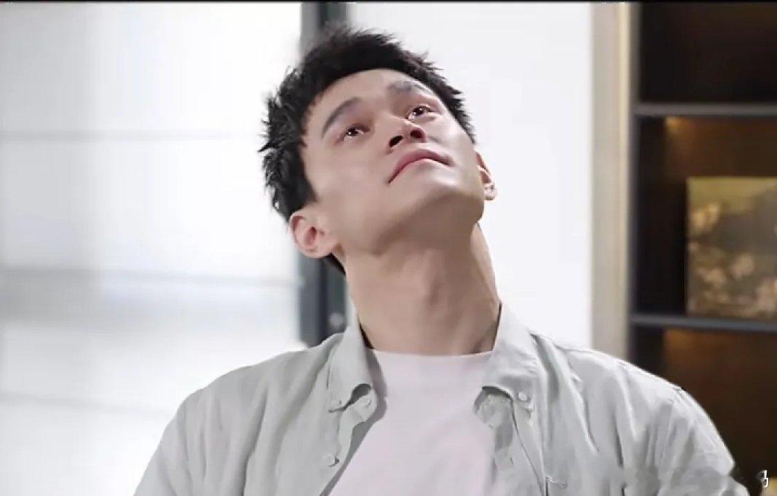 孙杨最新采访引发热议，被说妈宝男，他霸气反问见过事业如此成功的吗。面对易立竞犀利