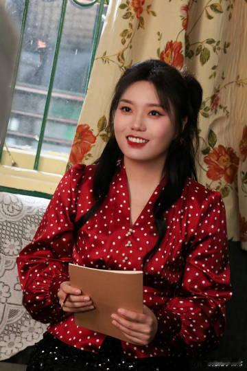 陈昊宇把李雪琴假发片拽掉了好好的时光 谁懂啊！本来超走心的戏份，因为假发片突然飞