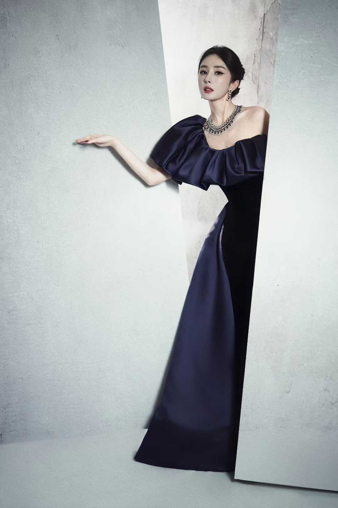 杨幂的微博之夜造型跨年电影愿