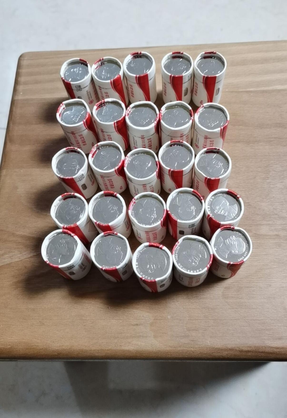 这种大批量纪念币预约不违规吗？
江币预约一枚都没约到，但有的人却有25卷在高价销