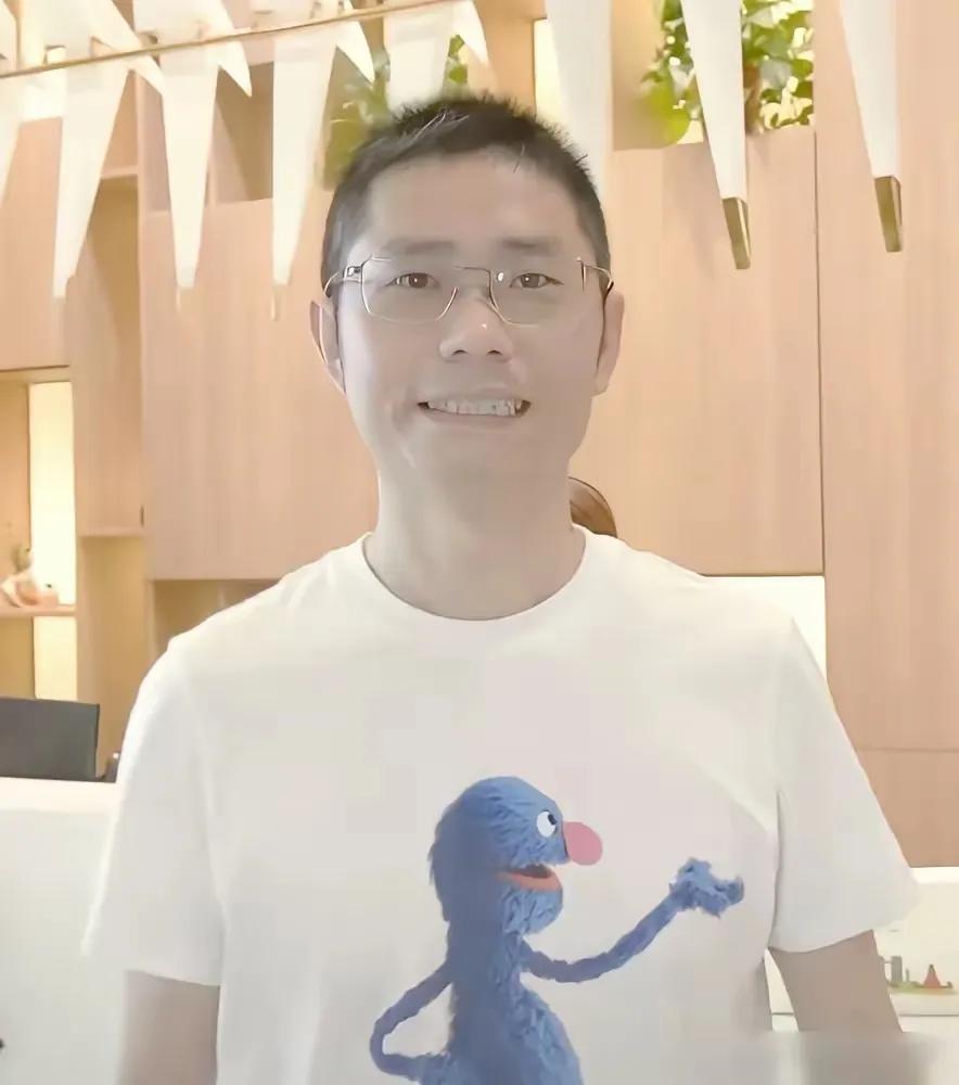 场子姐老公重婚罪出狱，居然直接扎进小三潘某彤住处同居，这操作真把全网的脸打疼了！