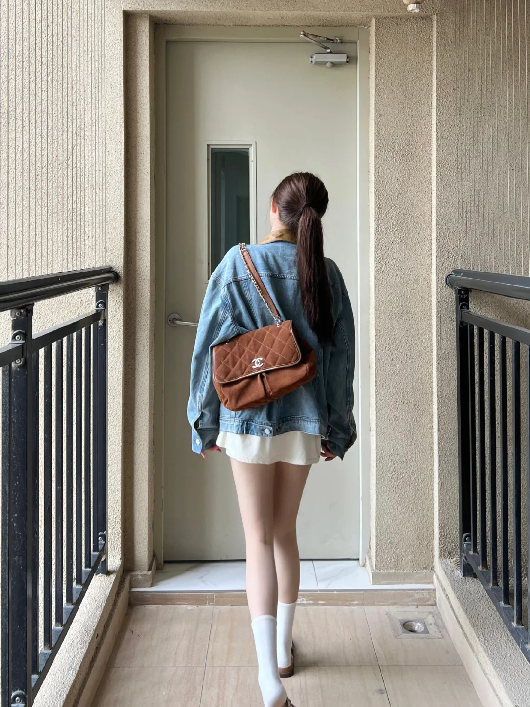 走啊！秋天出门的氛围感，这不就是吗！